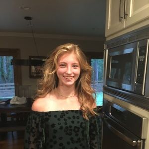 Meet your Posher, Staci